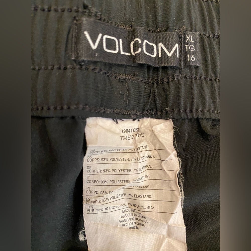 Volcom Shorts‎ - Picture 5 of 6